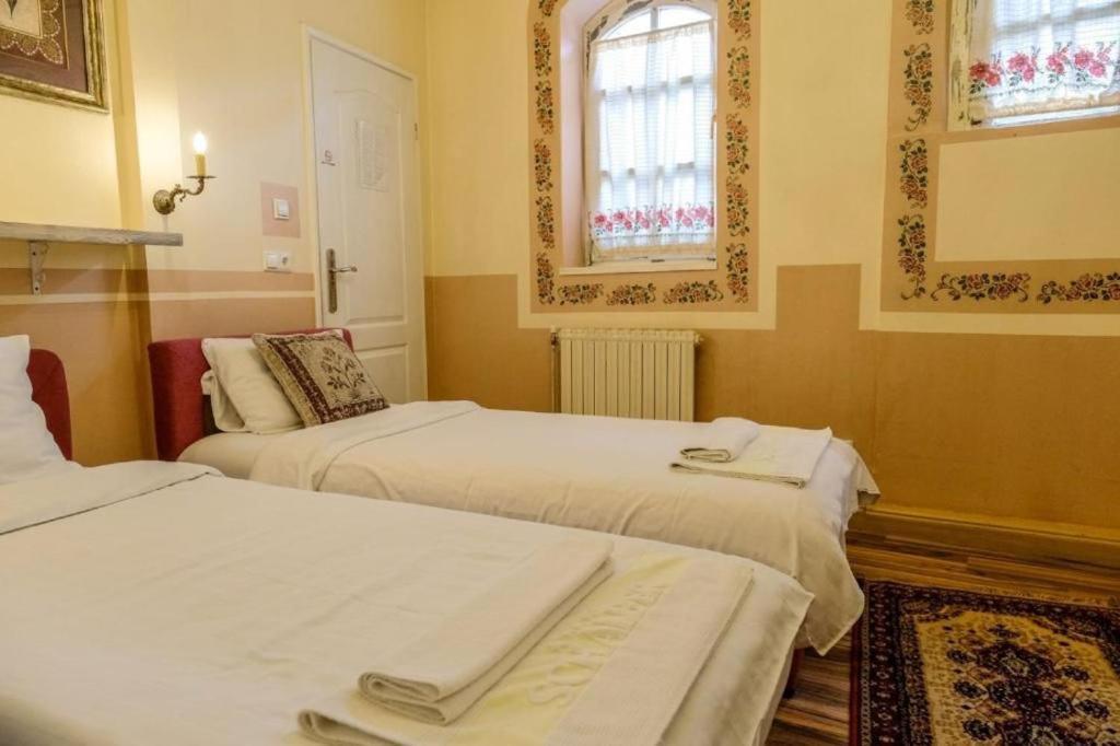 Guesthouse Nia Deluxe Sarajevo Ngoại thất bức ảnh