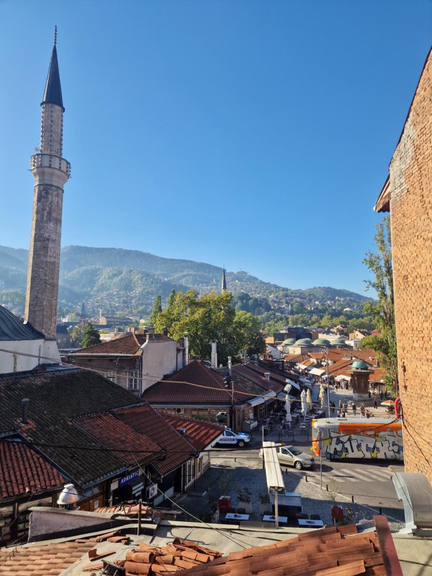 Guesthouse Nia Deluxe Sarajevo Ngoại thất bức ảnh