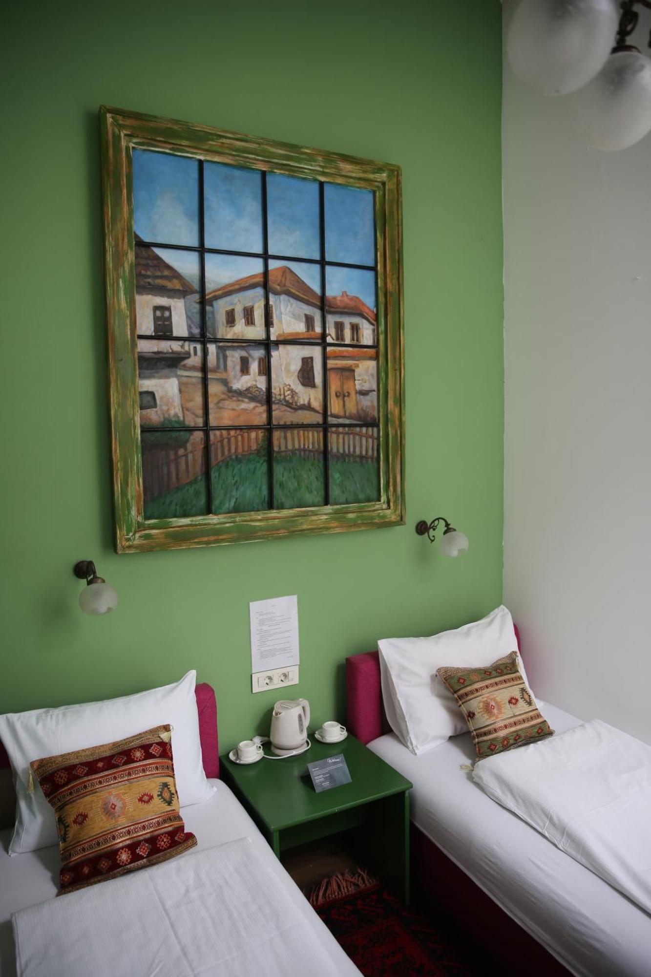 Guesthouse Nia Deluxe Sarajevo Ngoại thất bức ảnh